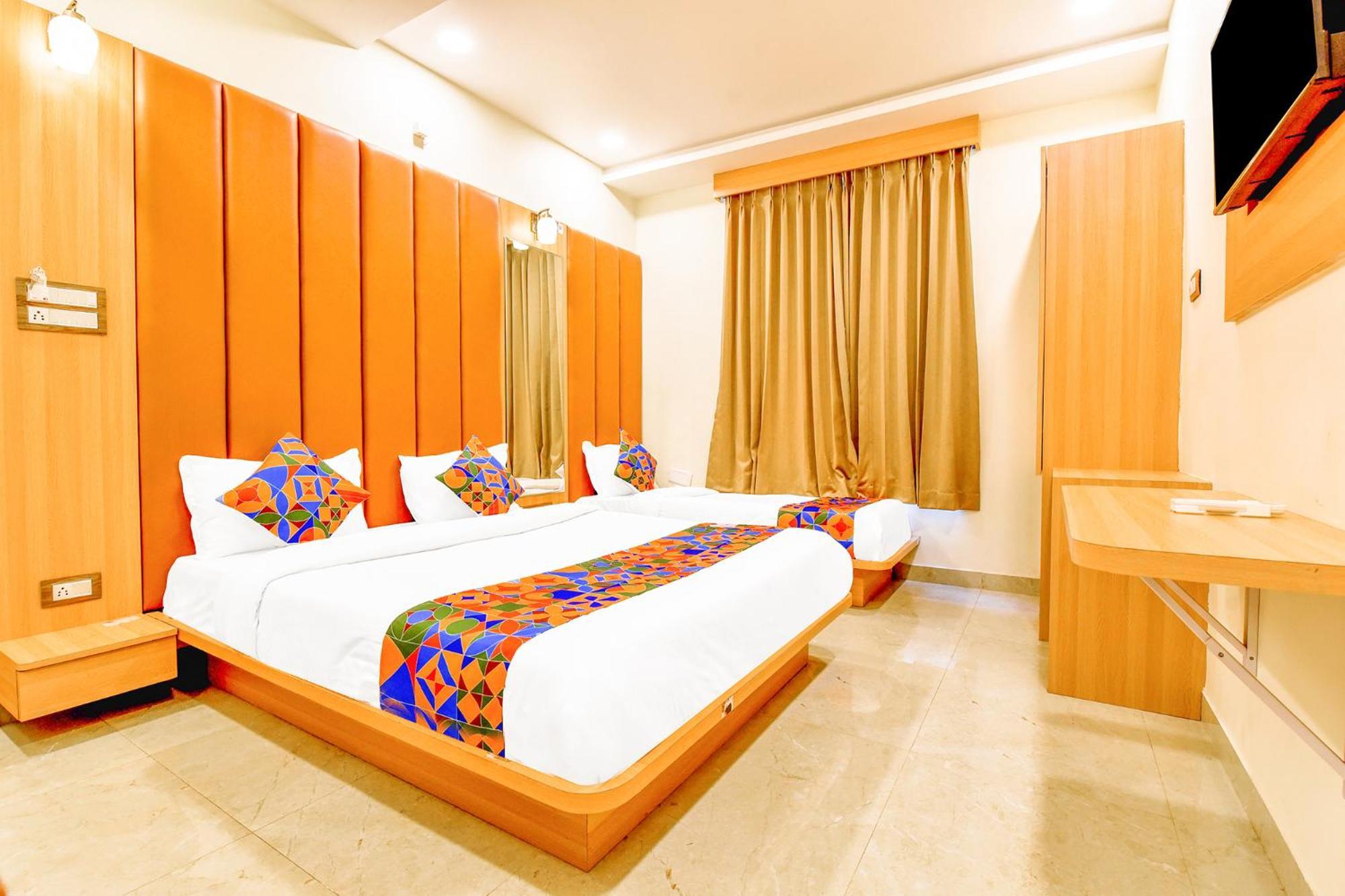Fabexpress Mewar Shine Hotel Udaipur Exterior photo