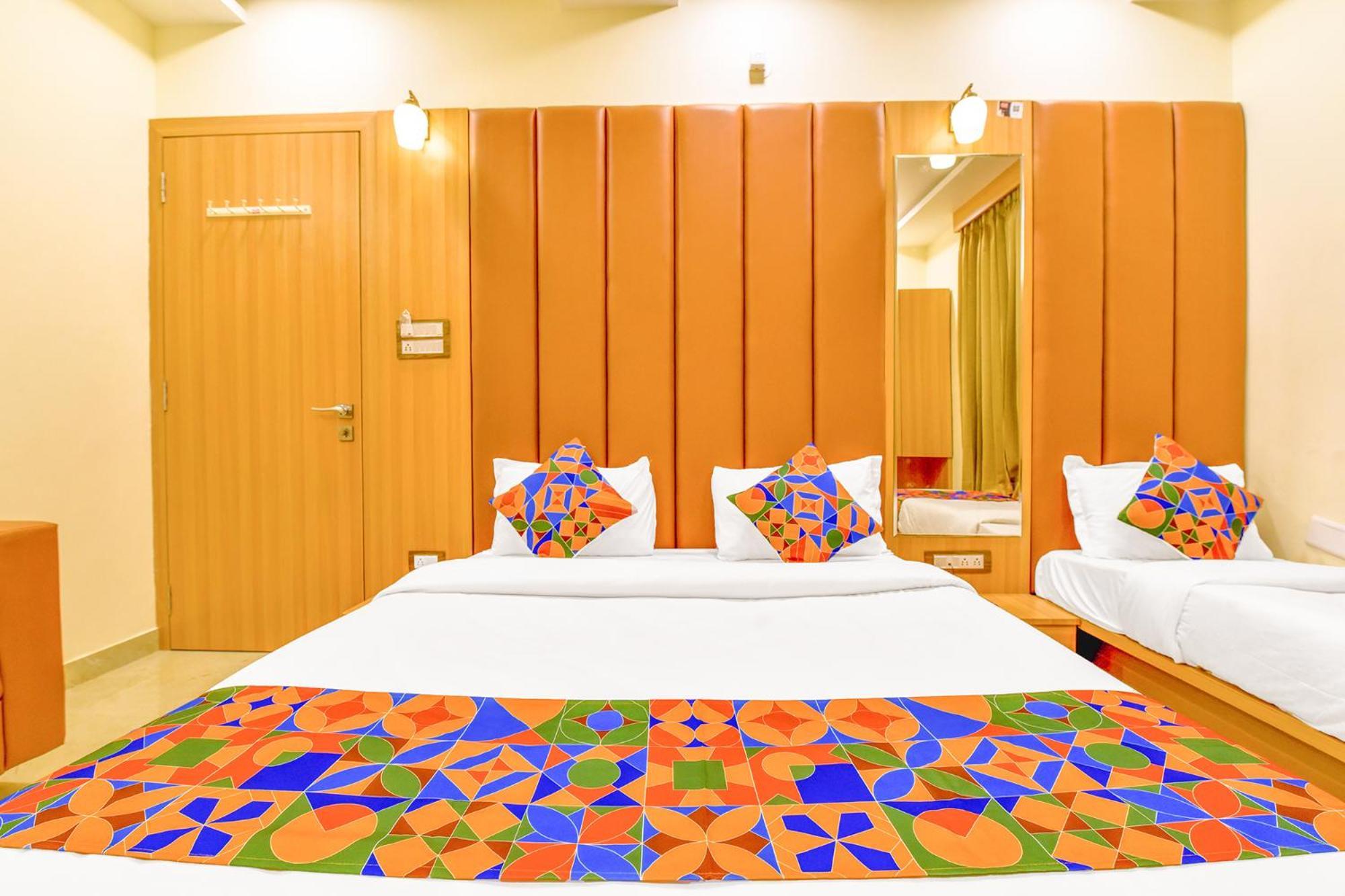 Fabexpress Mewar Shine Hotel Udaipur Exterior photo